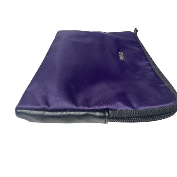 Tumi For Delta Airlines Purple Travel Toiletry Kit Bag With Accessories - Picture 3 of 8